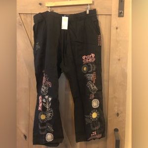 Johnny was embroidered slacks xxl